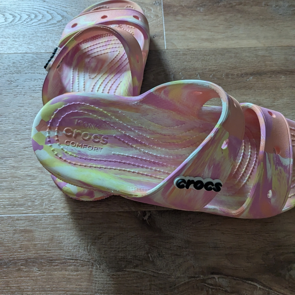 Crocs Tie-Dye Sandals
